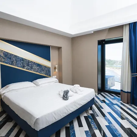 Cala Moresca 4*