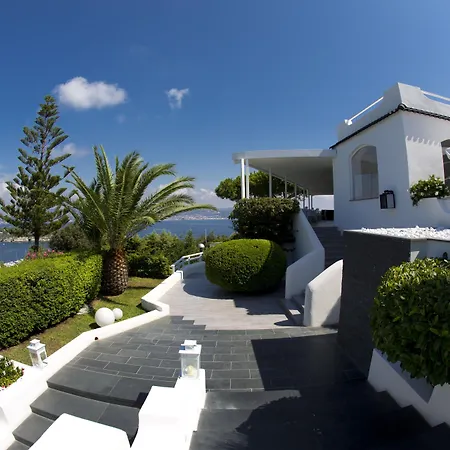 Cala Moresca 4*