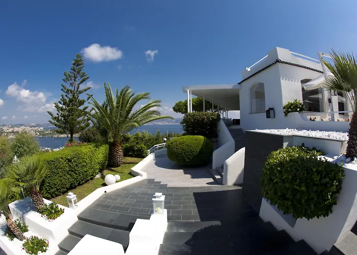Cala Moresca 4*