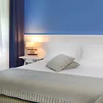 Отель Cala Moresca 4*