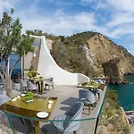 Cala Moresca Отель Баколи