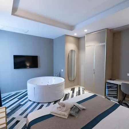 Hotel Cala Moresca 4*