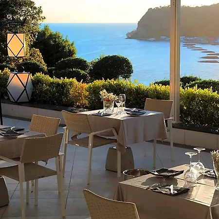 Cala Moresca 4*