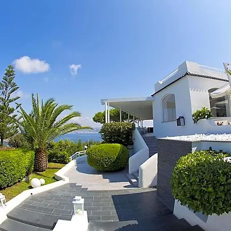 فندق Cala Moresca باكولي