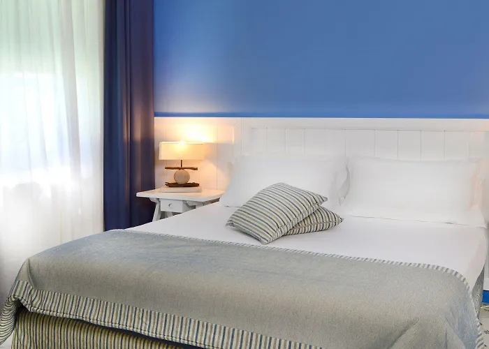 Hotel Cala Moresca 4*