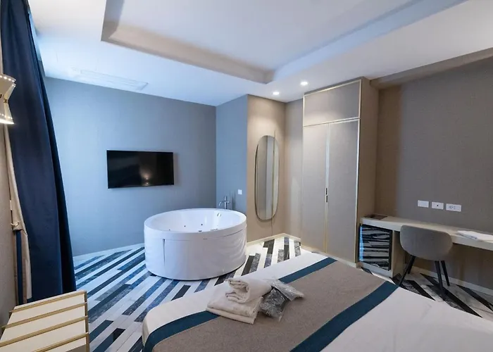 Hotel Cala Moresca 4*